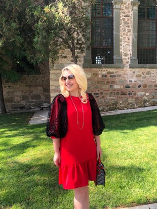 Kadın Kırmızı Kolları Siyah Balon Tüllü Tasarım Elbise 