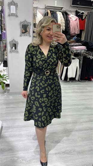 Kadın Yeşil Siyah Leopar Desenli Kemerli Örme Krep Elbise 
